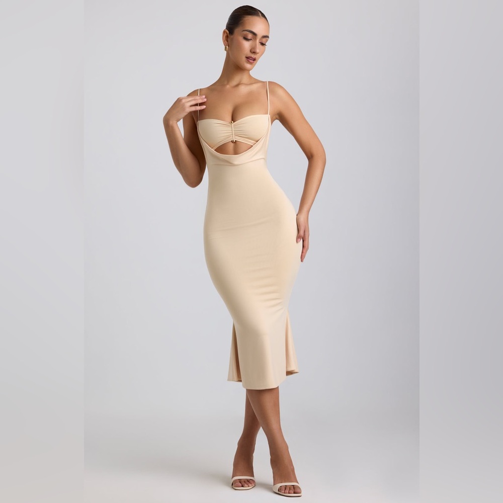 Oh Polly Julane Slinky Jersey Ruched Cut-Out Midaxi Dress in Buttercream Size 4 - Picture 6 of 15